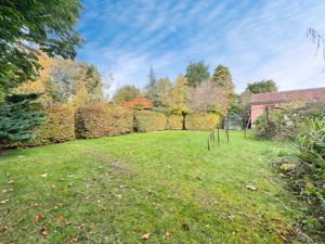 Photo 27- click for photo gallery